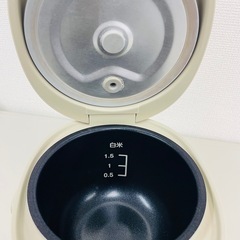 コイズミ 小型 炊飯器 (0.5-1.5合)の画像