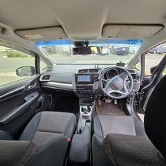 フィットハイブリッド　車検2年付き　調子良好　引き取り限定の画像