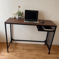 IKEA フィエルボ　ラップトップテーブル／デスクの画像