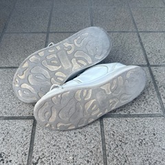 22cm★子供用スニーカーの画像