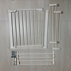 【幅75〜152cm】美品・ベビーゲート