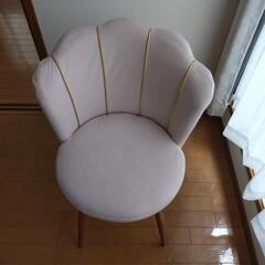 ダイニングチェア 回転椅子 ネイルサロンのような椅子 シェルチェア