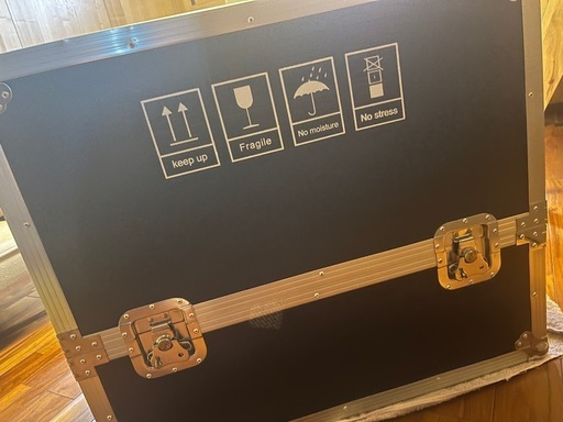 大型アルミケース　音響　精密機器　屋外
