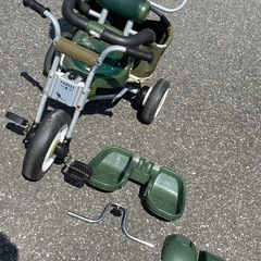 ◆サンシェード付き三輪車　アイデス カンガルー フォレスト(グリーン)の画像