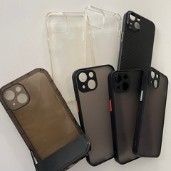 iPhone13ケース➕ belkin 携帯チャージャーの画像