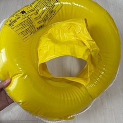 受取者決定、美品　一部不具合あり　アンパンマン　幼児用浮き輪の画像