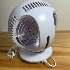 【済】KEYNICE USB式小型サーキュレーター 扇風機の画像