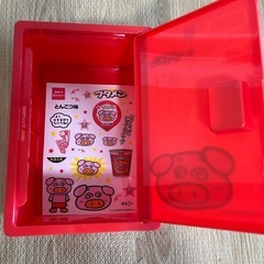 ブタメン　お菓子ロッカーの画像