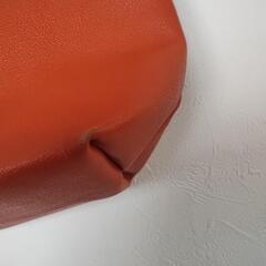 本革バッグオレンジの画像
