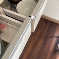 DIY？食器棚の画像