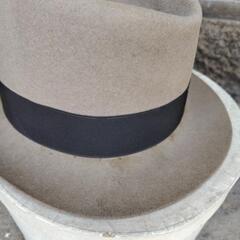 昔のフェルト帽付き　内側サイズ約19cm×16.5cmの画像