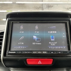 安心の総額表示！車検満たんホンダN-boxカスタム禁煙車Bluetoothナビの画像
