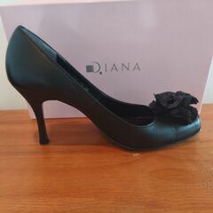 DIANAパンプス スクエアトゥ スパンコール25cmの画像