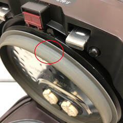 ss7588　アイリスオーヤマ 炊飯器 5.5合 RC-PH50T ブラウン 銘柄炊き IRIS OHYAMA 圧力IH式 IHジャー炊飯器 こげ茶 炊飯ジャー 圧力IH炊飯器 中古の画像