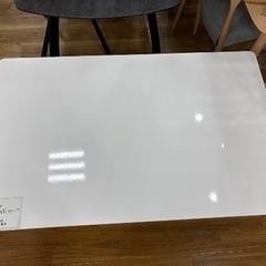 【軽トラック90分無料貸し出し】ニトリの昇降式テーブルの画像