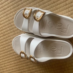 女性さんた