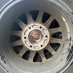 PCD139 6H 22年タイヤ付き の画像