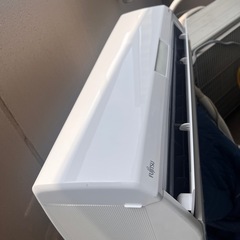 2021年製　富士通エアコンAS-R401L-W 14畳用　商談中
の画像