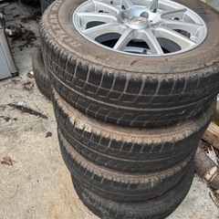 ブリヂストン スタッドレスタイヤ 215/60R16 + smartホイールの画像