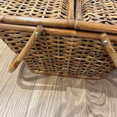 ピクニック　かご　　の画像