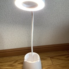 電気スタンドの画像