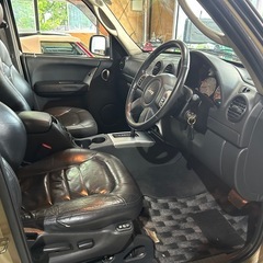 車検満タン！ジープ・チェロキー！の画像