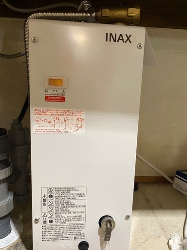 電気温水器　6L ミニ型