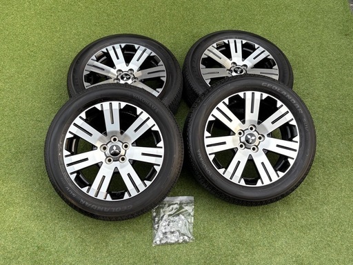 （引取決定）デリカD5 Ｐグレードの純正タイヤホイールセット