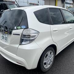 ホンダフィットハイブリット平成23の画像