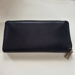 IS/ITの長財布
