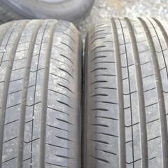 新車外しトーヨータイヤ4本セット225/60R18の画像
