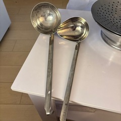 半額したステンレス製複数業務用調理器具