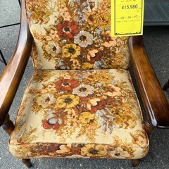 ジャングルジャングル貝塚店 カリモク 1人掛けソファー 花柄 karimoku