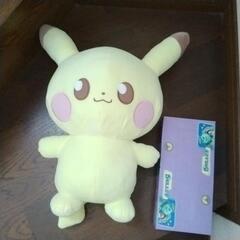 （新品、タグ付き)ピカチュウぬいぐるみ