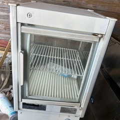 ショーケース冷蔵庫の画像