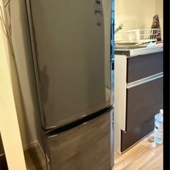 1人暮らし用の家具家電9点お譲りしますの画像