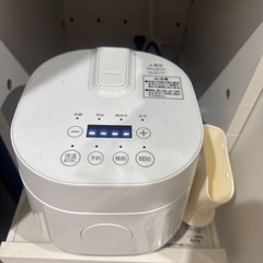 1人暮らし用の家具家電9点お譲りしますの画像