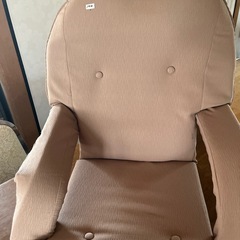 座椅子100円の画像
