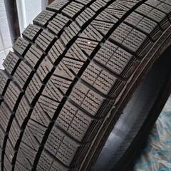 スタッドレスタイヤ 215 45r17の画像