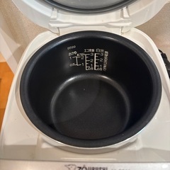 炊飯器　象印　(7/6まで)の画像