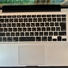 ⭐️おしゃれハードケース付き MacBook Pro 13インチ/Core i7/メモリ16GB/SSD大容量525GB/最新macOS Sepuoia 15.5/ JIS配列/バッテリー正常🔋✨の画像
