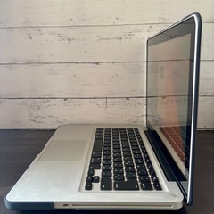 ⭐️おしゃれハードケース付き MacBook Pro 13インチ/Core i7/メモリ16GB/SSD大容量525GB/最新macOS Sepuoia 15.5/ JIS配列/バッテリー正常🔋✨の画像