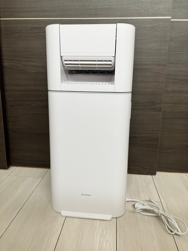 【美品】アイリスオーヤマ　除湿機　サーキュレーター付き