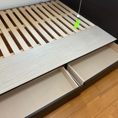 　取引中！ベッドフレームの画像