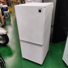 【愛品倶楽部柏店】 SHARP シャープ 2020年製 137L...