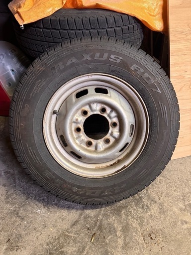 トラック等】シバタイヤ 185R14C 8PR バリ溝 4本セット (し