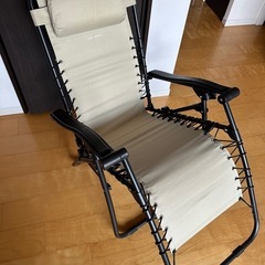 無重力リクライニングチェア（耐荷重120 kg）カップホル…