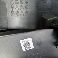 TOYOTA トヨタ カローラクロス サイドスカート 純正 75731-16820 75073-16010 75732-16730 75074-16010 75741-16570 75077-16010 75742-16560 75078-16010 の画像
