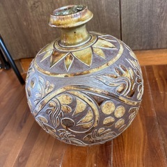 沖縄やちむん壺の画像