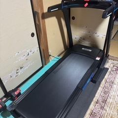 リーボック　ランニングマシーン　JET300